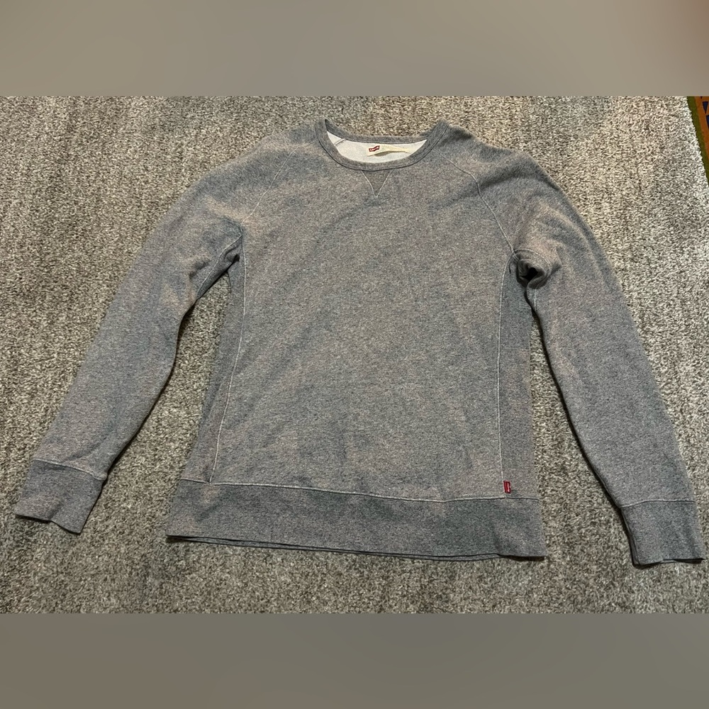 Gray Men’s Levi’s Crewneck sweatshirt size large